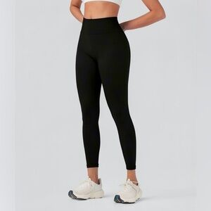 Halara OneForm Seamless Flow High Waisted 7/8 Yoga Leggings small 7/8